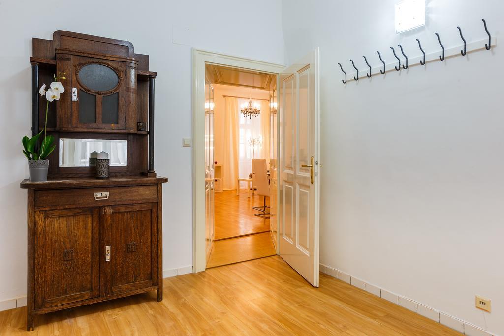 Judengasse Premium By Ichbucheat Apartman Bécs Szoba fotó